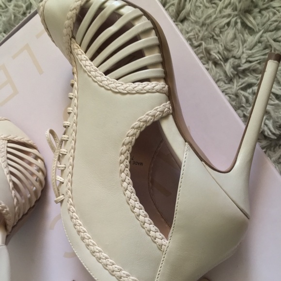 AVEC LES FILLES BOOTIES - Picture 3 of 5